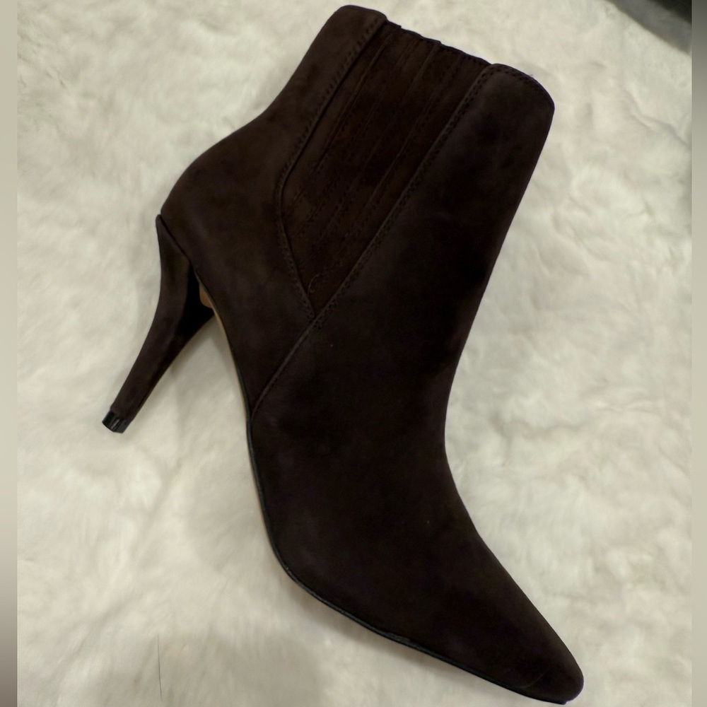 Elegant Brown Ankle Boots